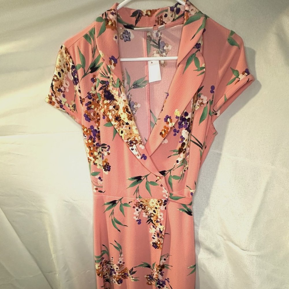Eva Mendes NY&Co Short Sleeve Wrap Dress Size 6 RN 23243 Peach Floral Pre Loved
